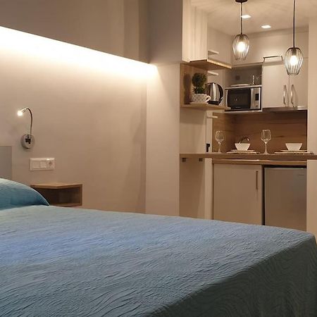 Stylish Studio Near Athens Hilton, Self Check-In! Екстер'єр фото